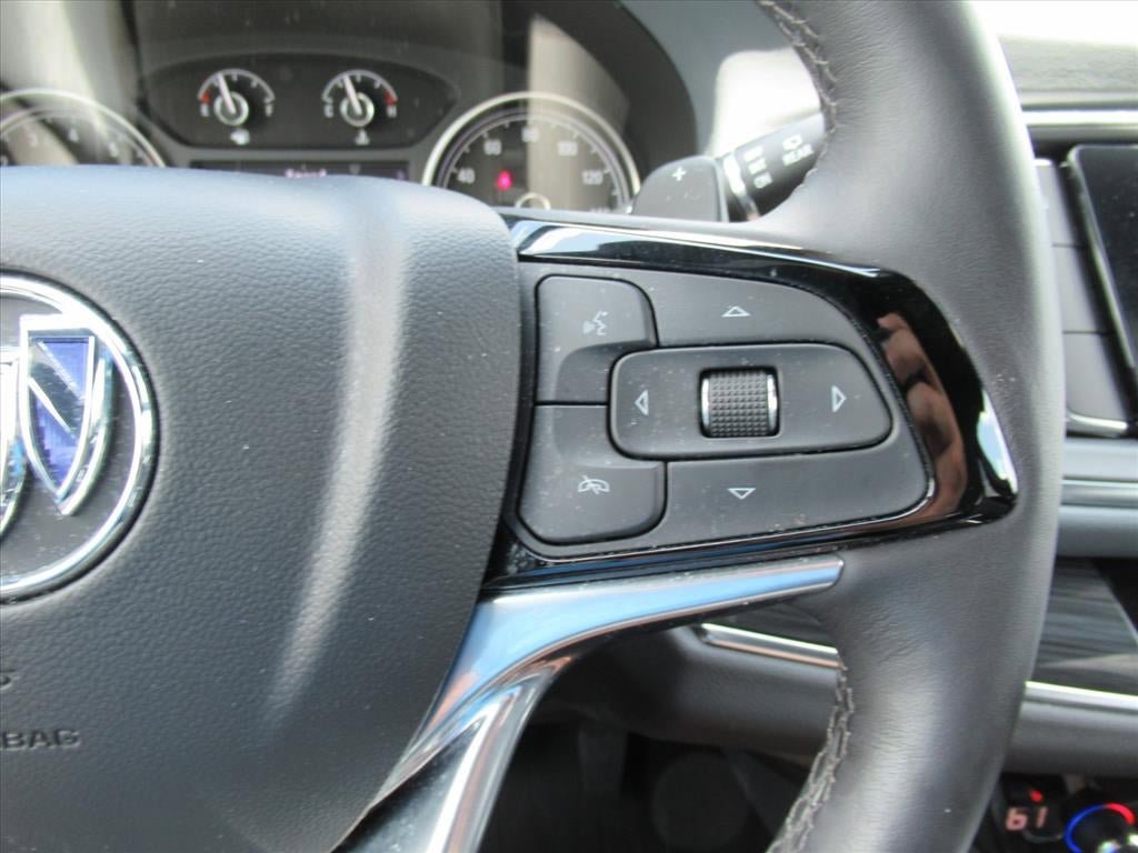 Used 2024 Buick Enclave Essence w/ Technology Package FWD image 22