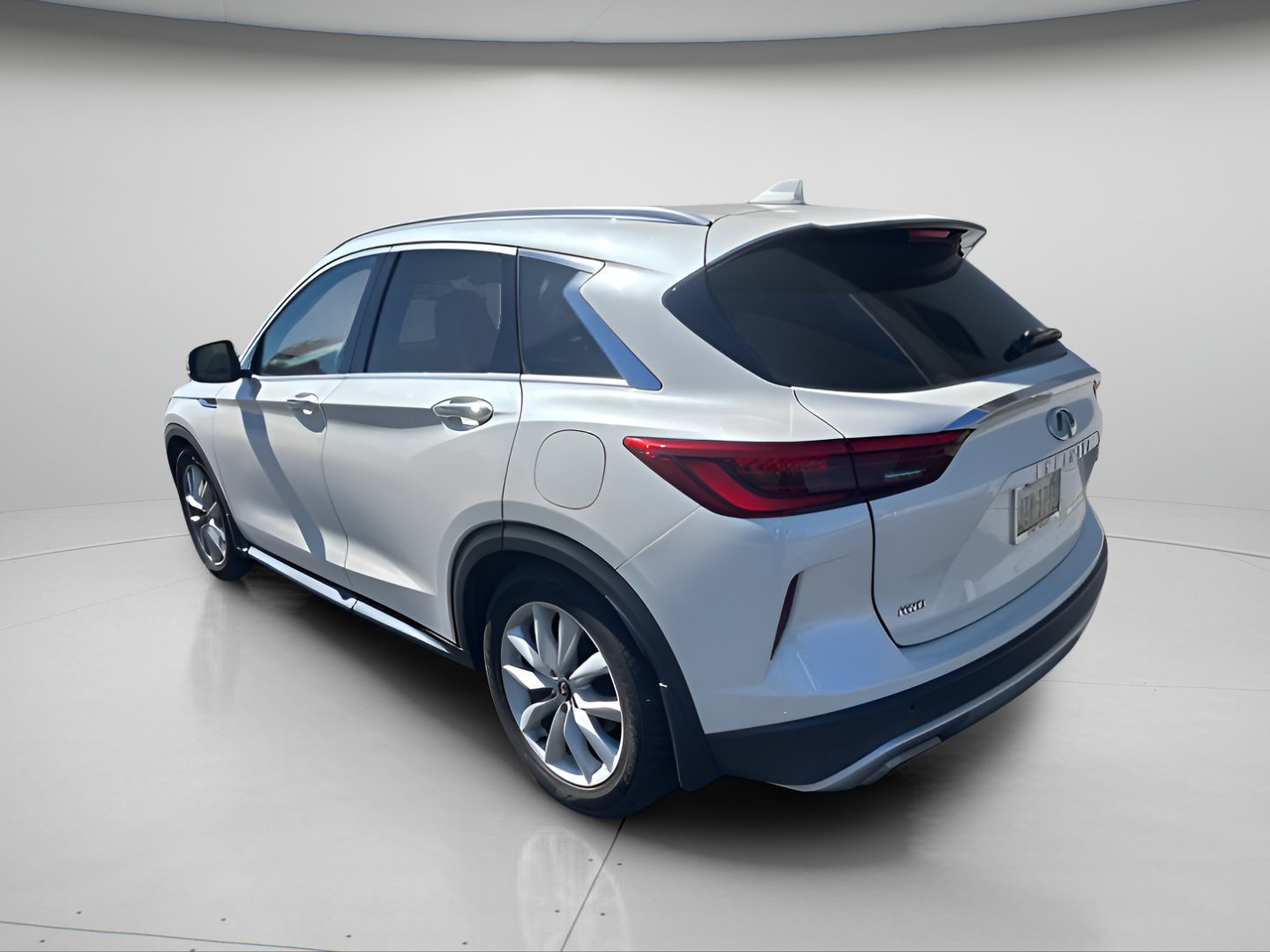 Used 2019 INFINITI QX50 Essential w/ Proactive Package AWD/4WD image 8
