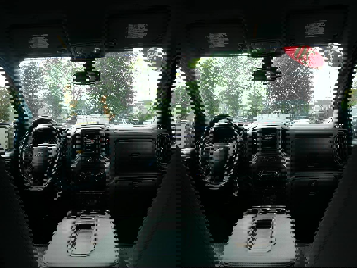 Used 2020 Chevrolet Silverado 1500 Custom w/ Custom Value Package image 21