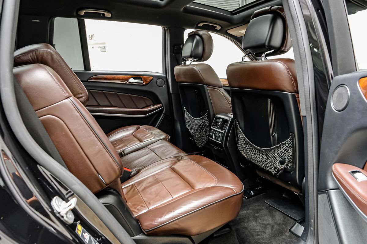 Used 2014 Mercedes-Benz GL 450 4MATIC image 32
