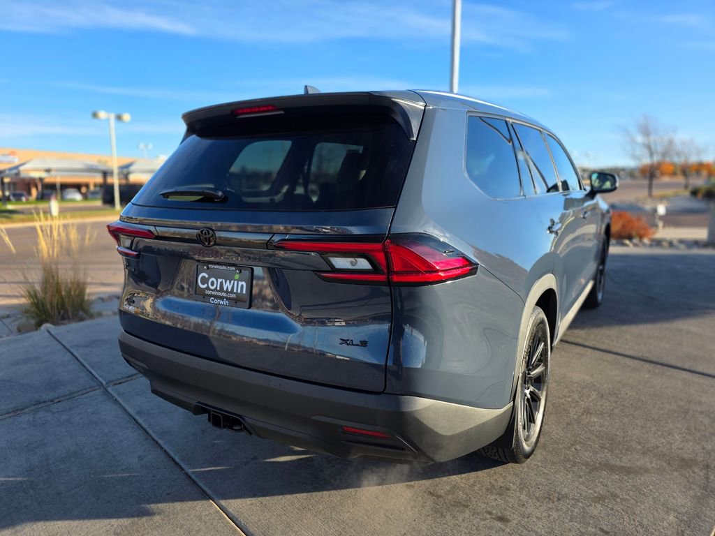 Used 2026 Toyota Grand Highlander XLE image 8