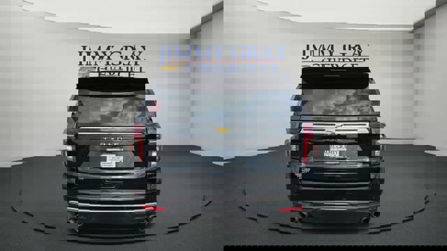 Used 2024 Chevrolet Tahoe High Country image 4