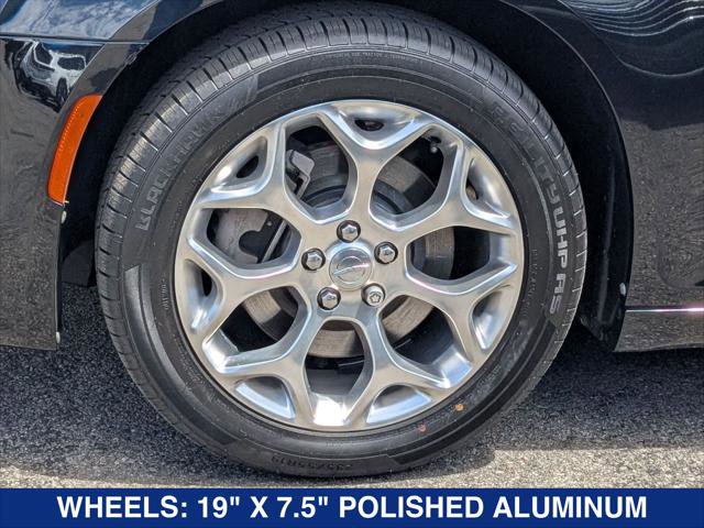 Used 2017 Chrysler 300 C Platinum w/ Safetytec Plus Group AWD/4WD image 9