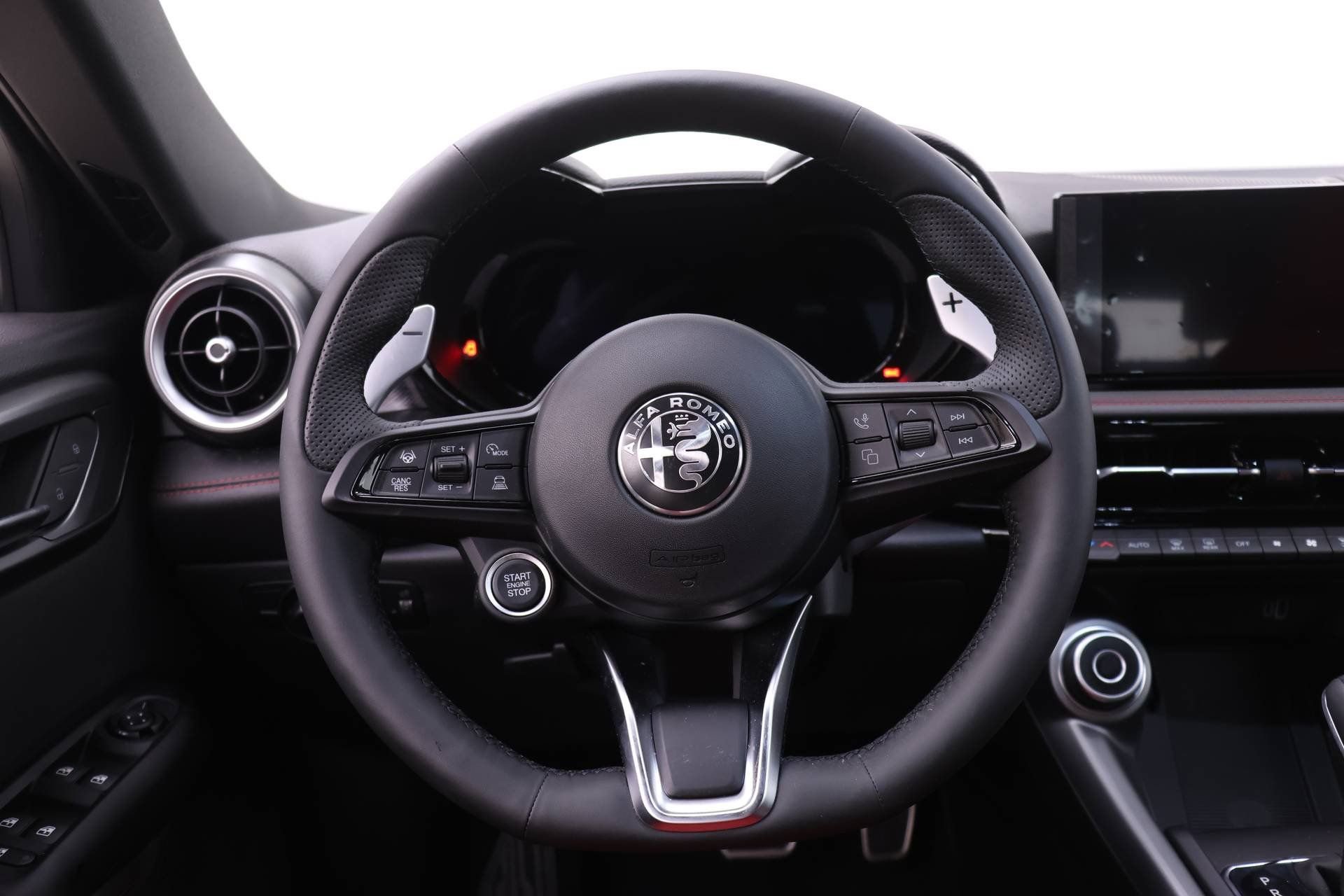 New 2026 Alfa Romeo Tonale w/ Quick Order Package 23H Volce image 14