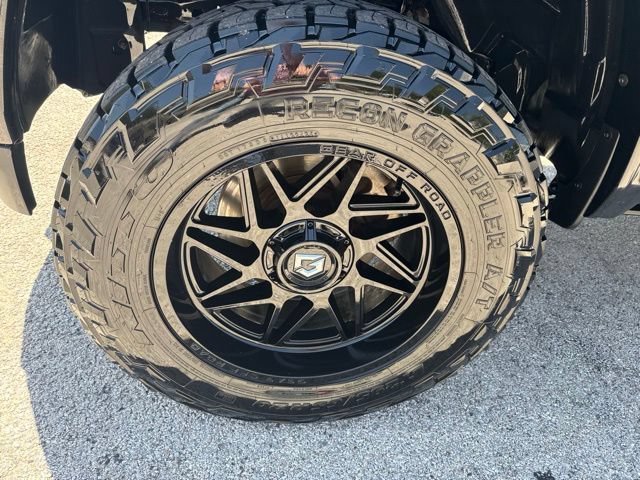 Used 2023 RAM 1500 Big Horn AWD/4WD image 3