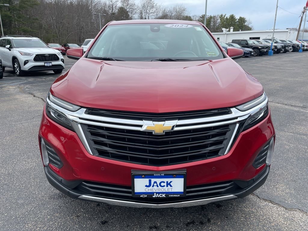 Used 2024 Chevrolet Equinox LT image 2