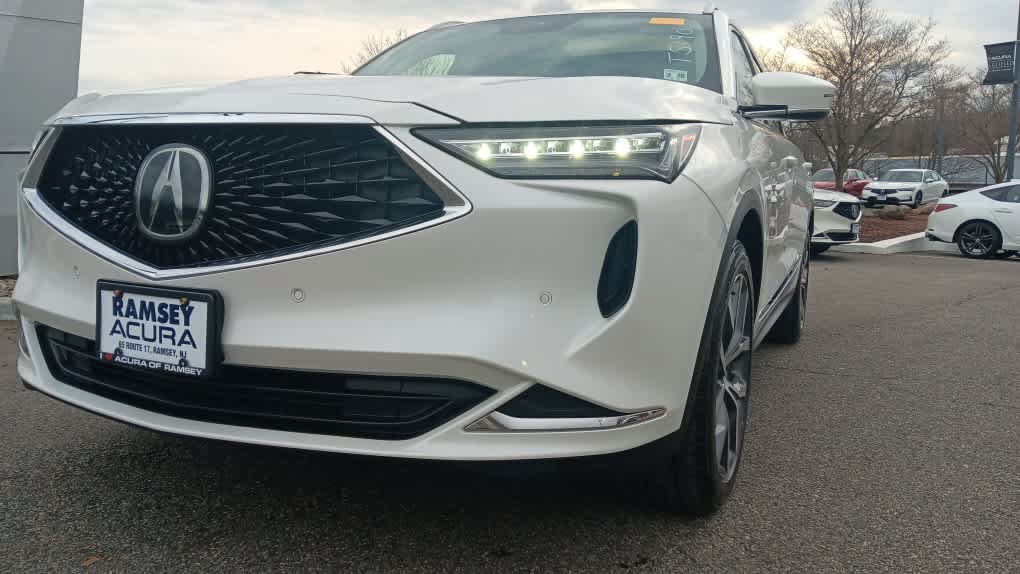 Used 2023 Acura MDX SH-AWD w/ Technology Package image 10