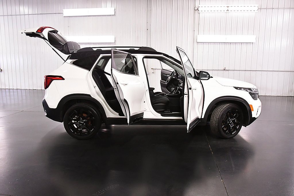 Used 2024 Kia Seltos X-Line image 31