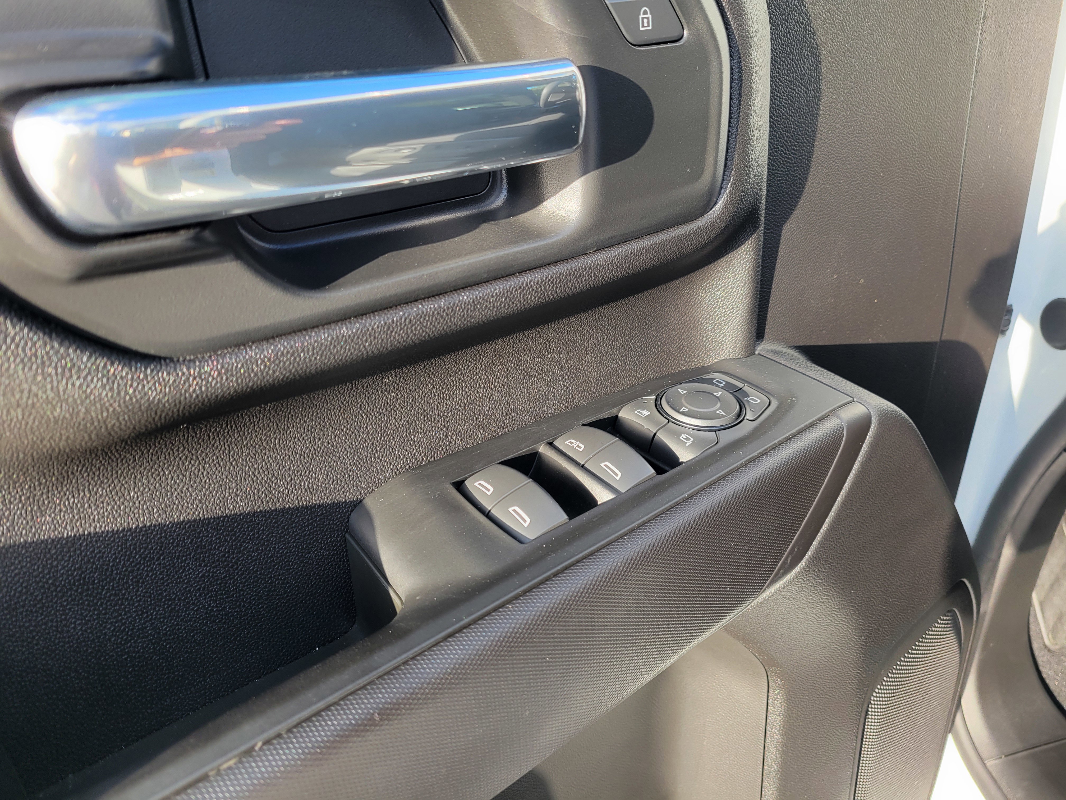 New 2026 Chevrolet Silverado 2500 Custom w/ Custom Value Package image 31