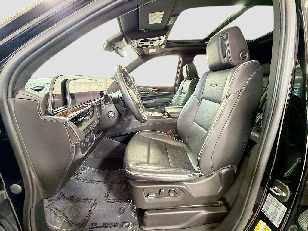 Used 2023 Cadillac Escalade Premium Luxury w/ Touring Package image 21