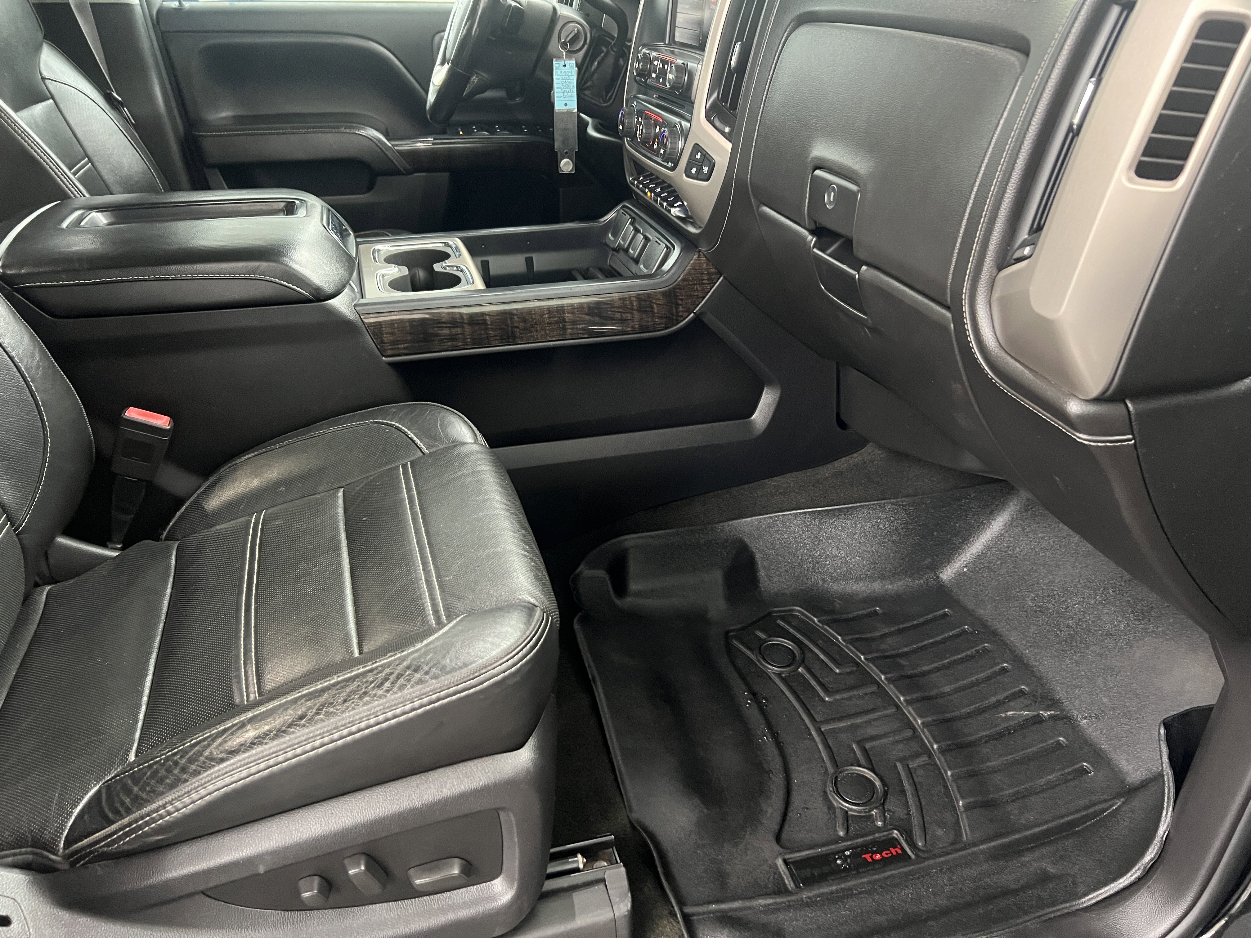 Used 2015 GMC Sierra 3500 Denali AWD/4WD image 21