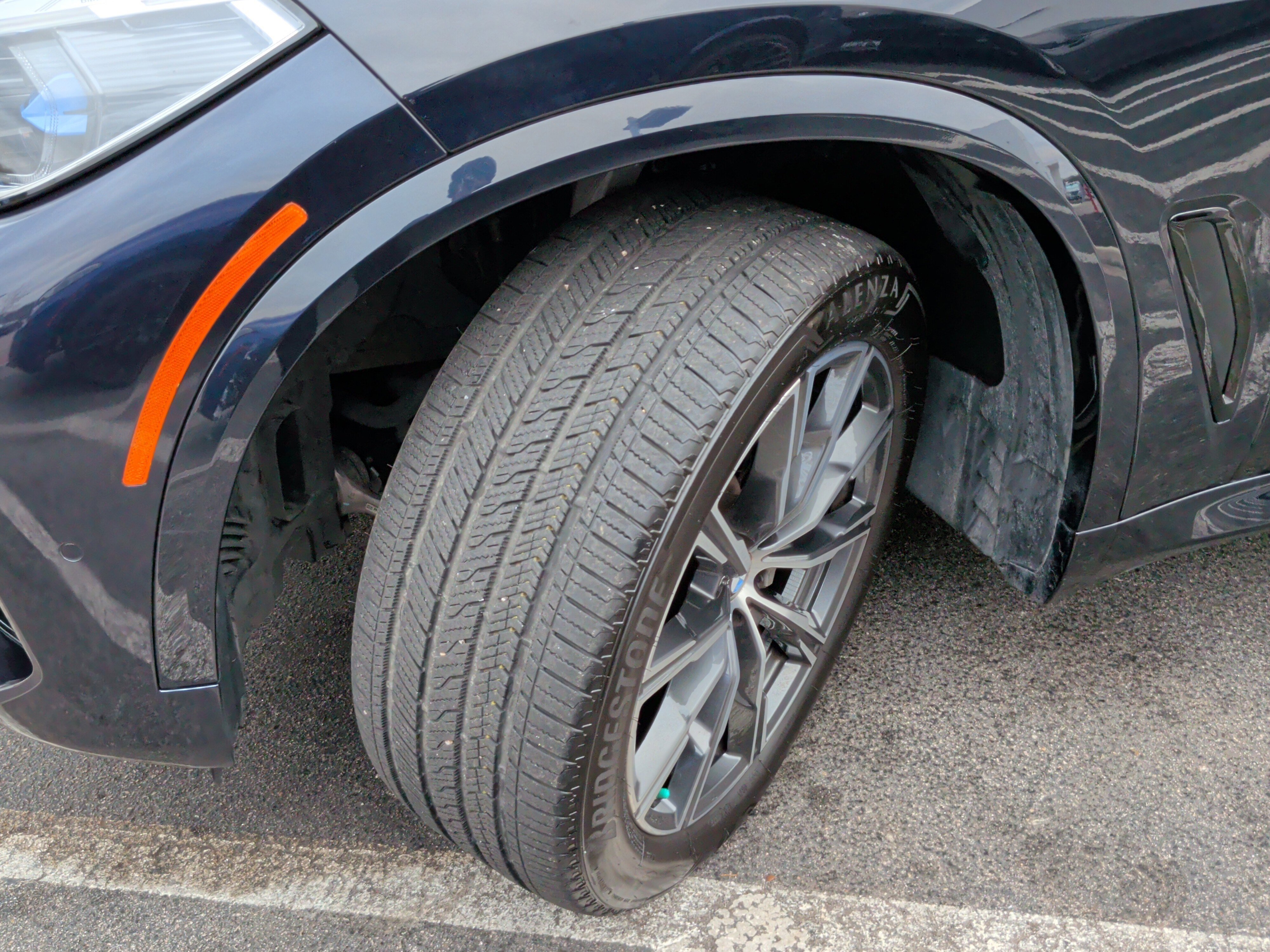 Certified 2023 BMW X5 xDrive40i w/ Executive Package image 13