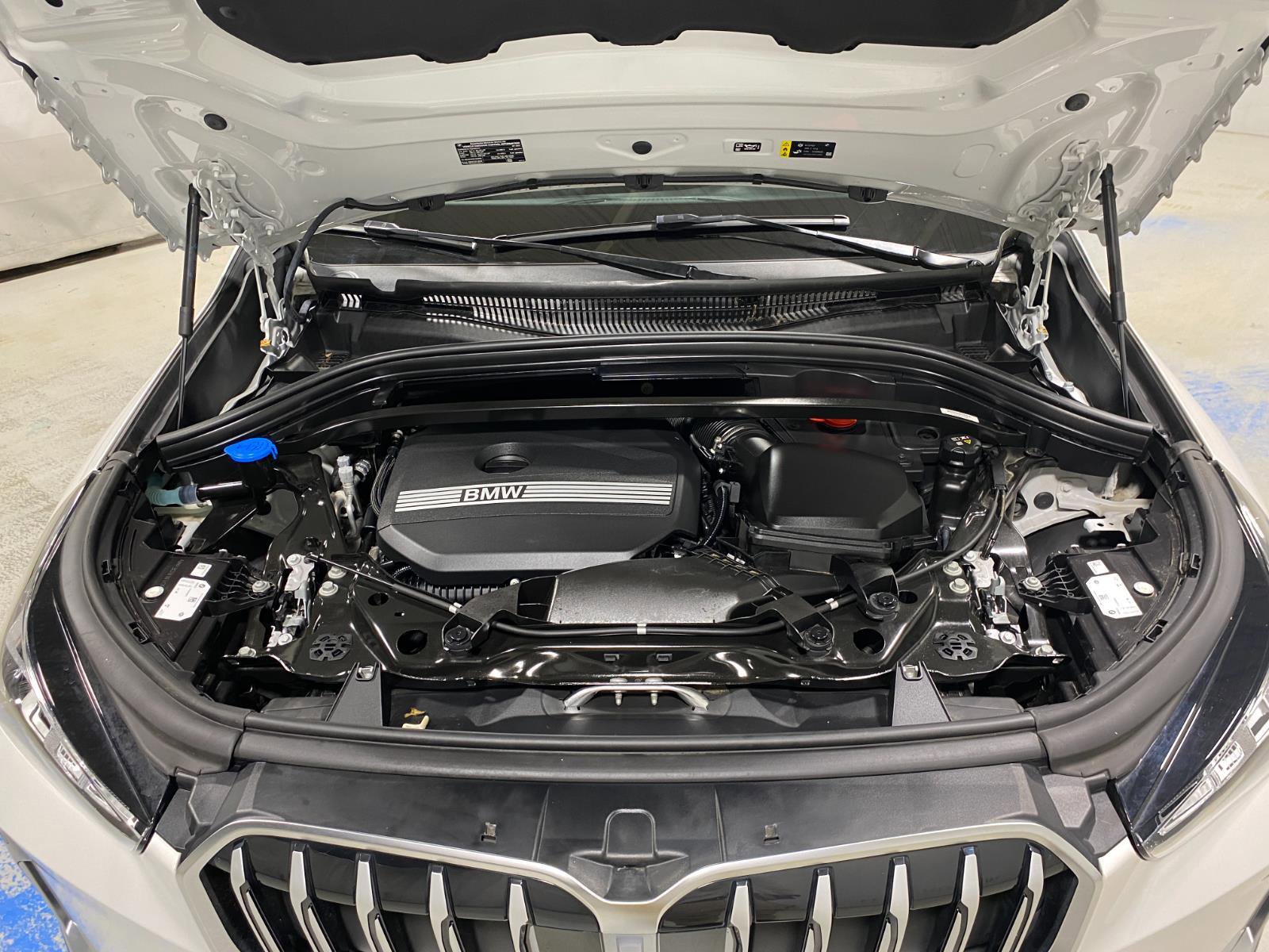 Certified 2025 BMW X1 xDrive28i w/ Convenience Package image 28