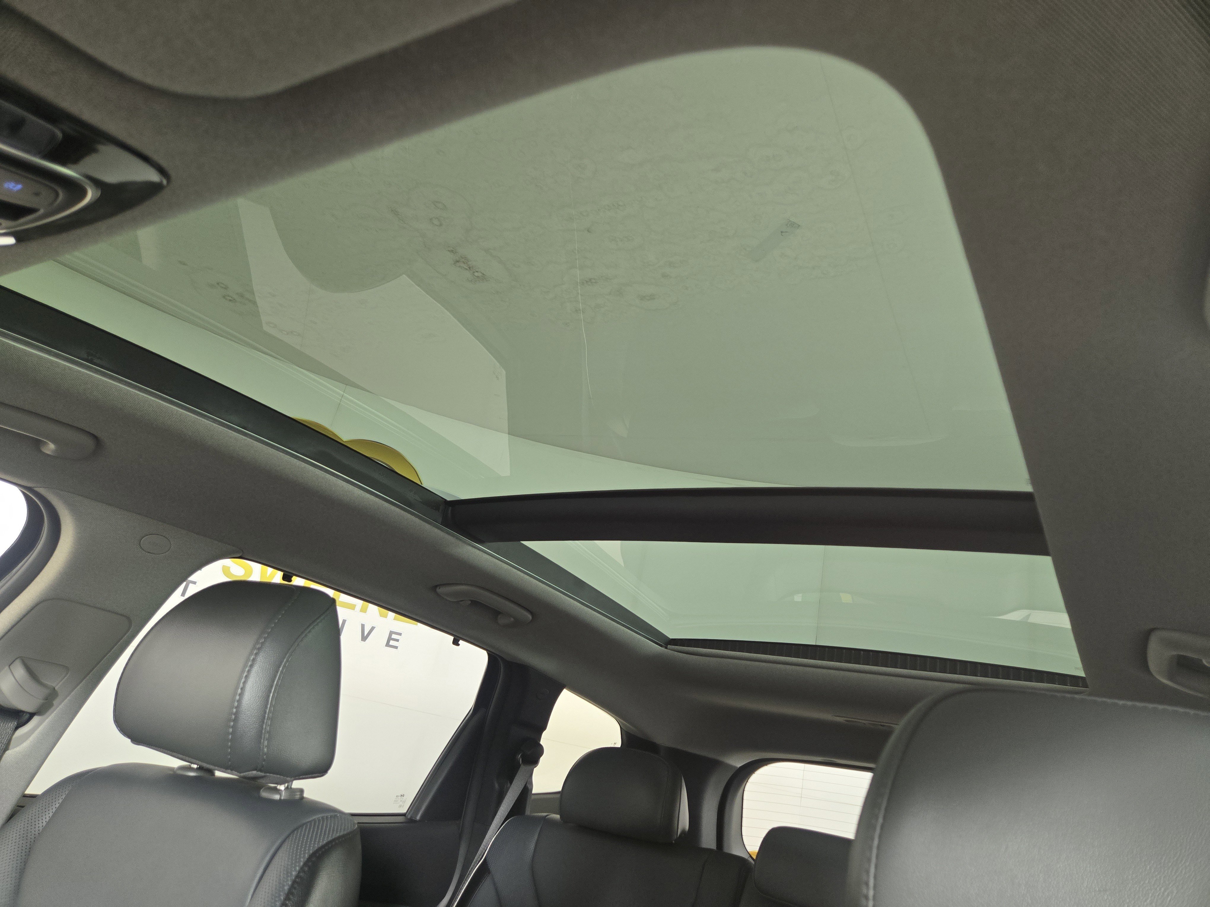 Used 2023 Hyundai Santa Fe Limited image 22