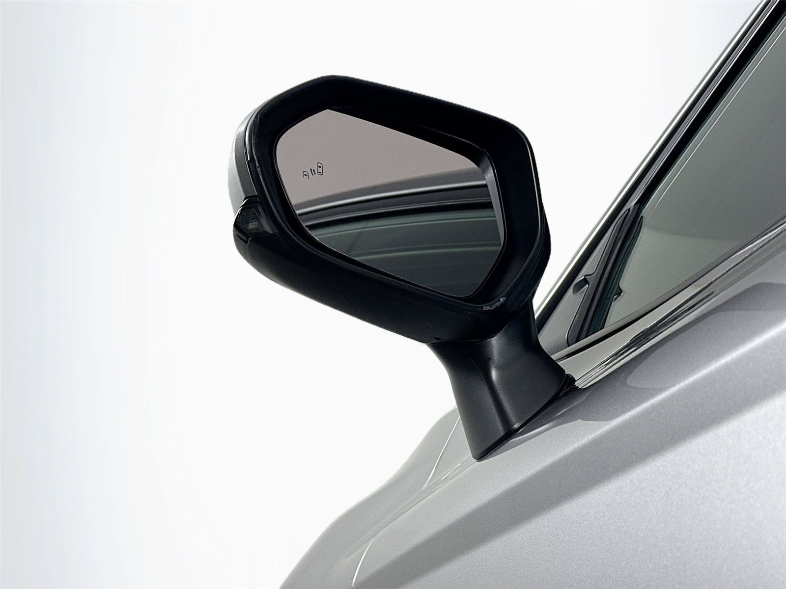 Certified 2025 Toyota Camry XSE FWD image 5