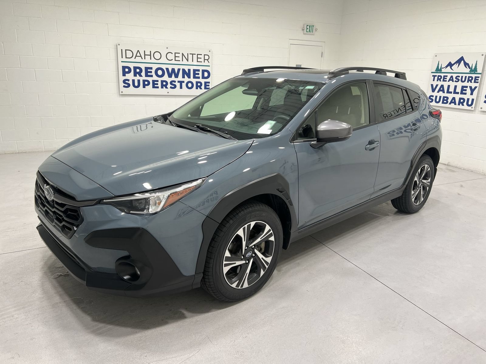 Used 2024 Subaru Crosstrek 2.0i Premium AWD/4WD image 4