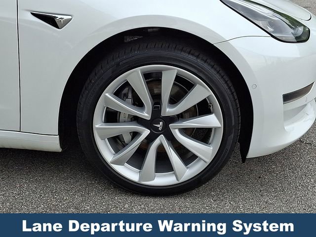 Used 2018 Tesla Model 3 Long Range RWD image 10
