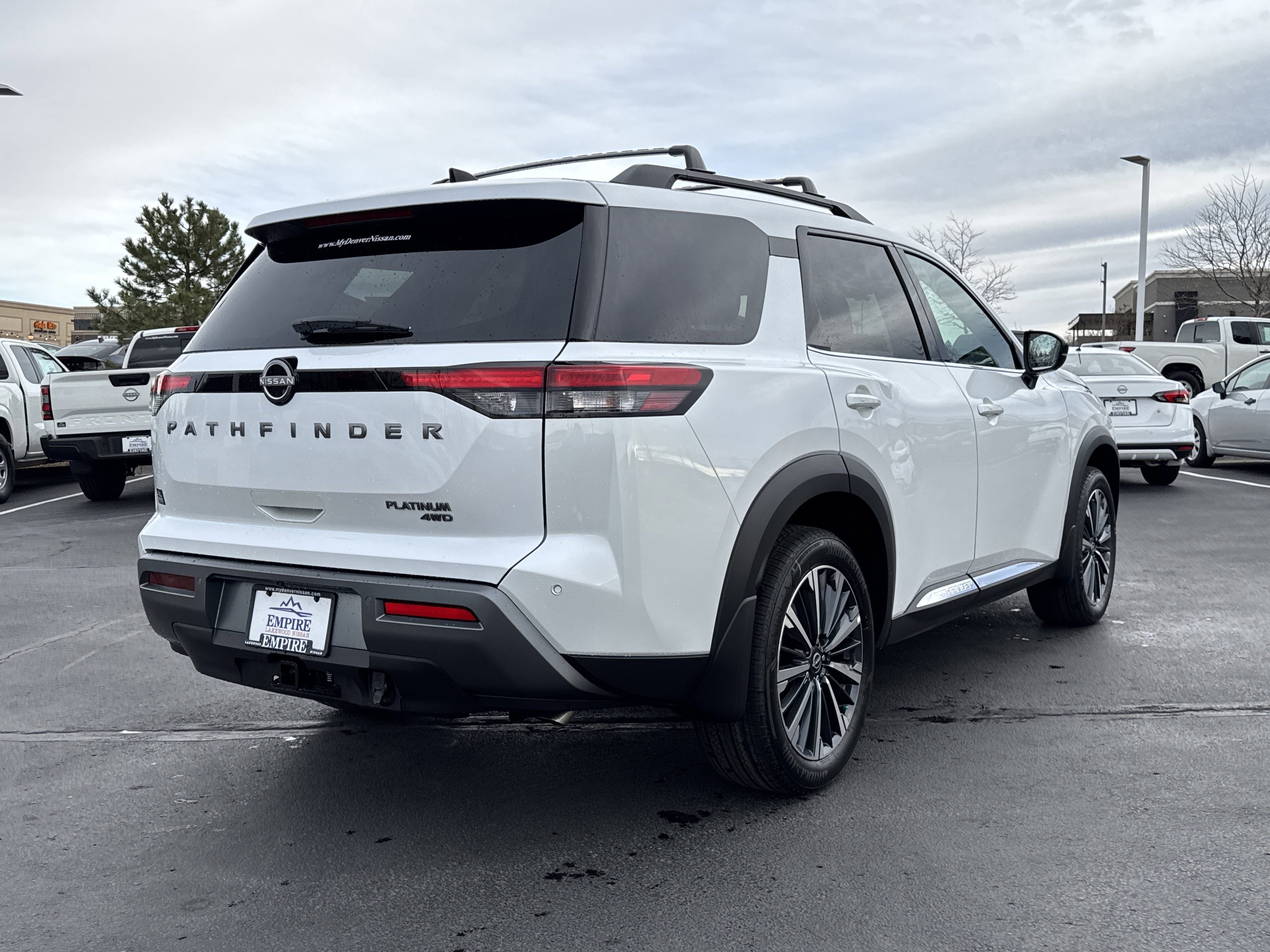 New 2026 Nissan Pathfinder Platinum image 3
