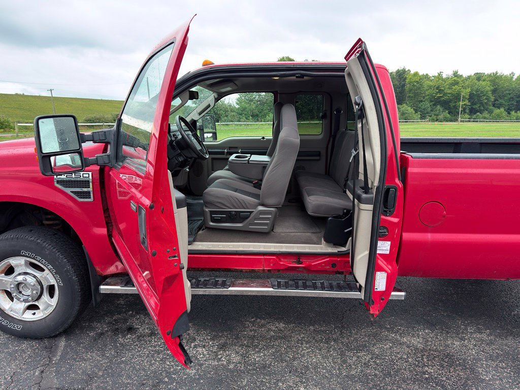 Used 2010 Ford F250 XL AWD/4WD image 22