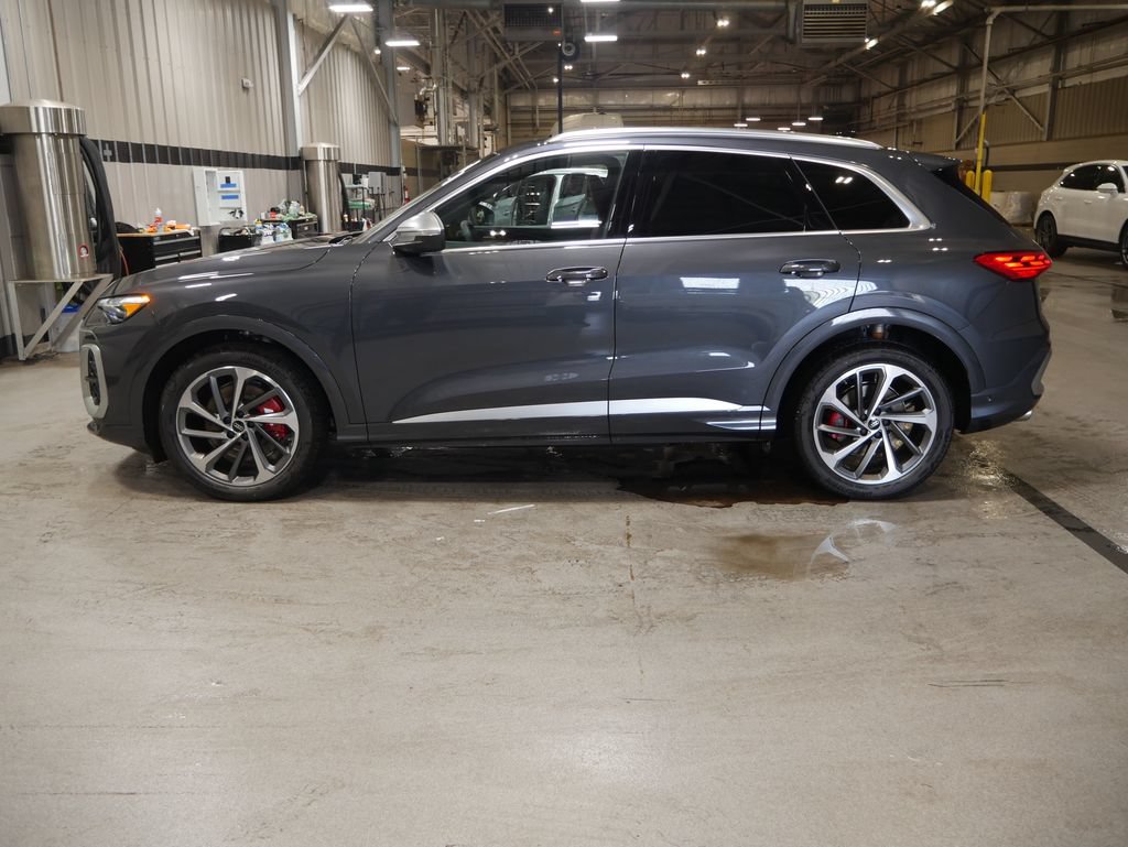New 2026 Audi SQ5 Premium Plus AWD/4WD image 2