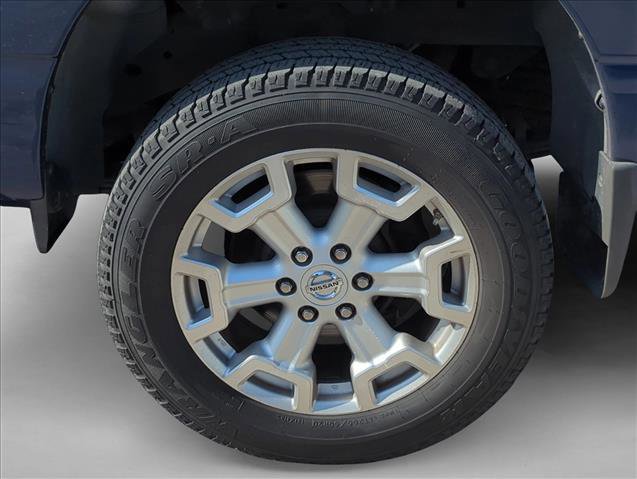 Used 2016 Nissan Titan SL image 9