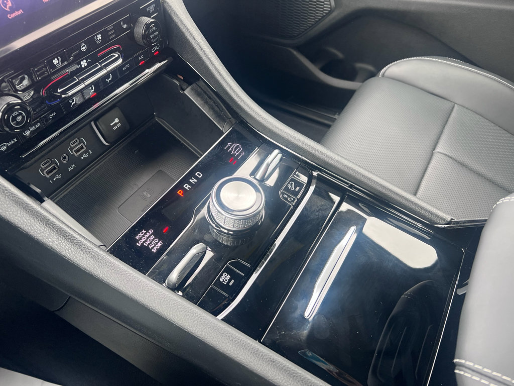 Certified 2025 Jeep Grand Cherokee L Overland w/ Advanced Protech Group III AWD/4WD image 24