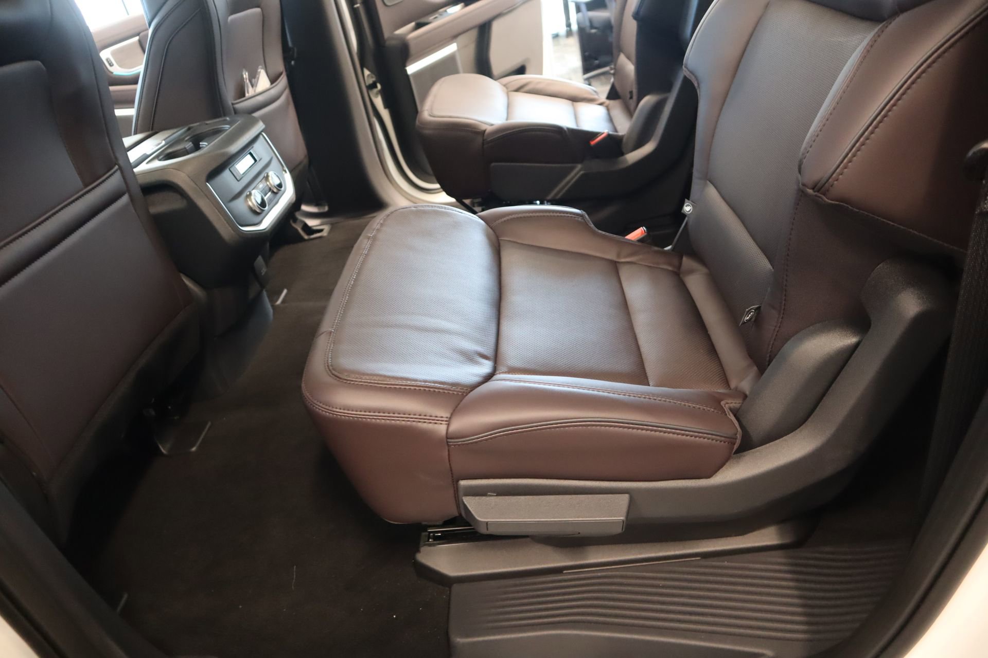 New 2026 Ford Expedition Max Platinum w/ Platinum Ultimate Package AWD/4WD image 11