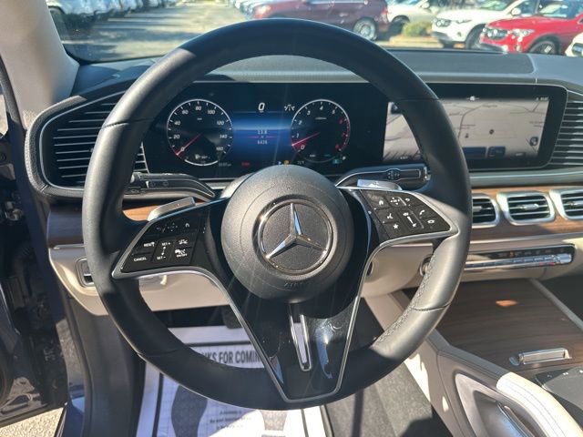 Used 2025 Mercedes-Benz GLS 450 4MATIC image 14