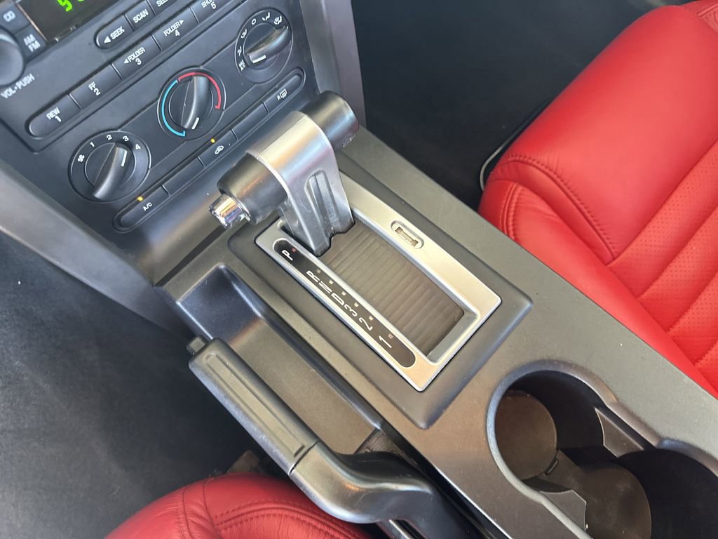 Used 2006 Ford Mustang GT Premium image 25