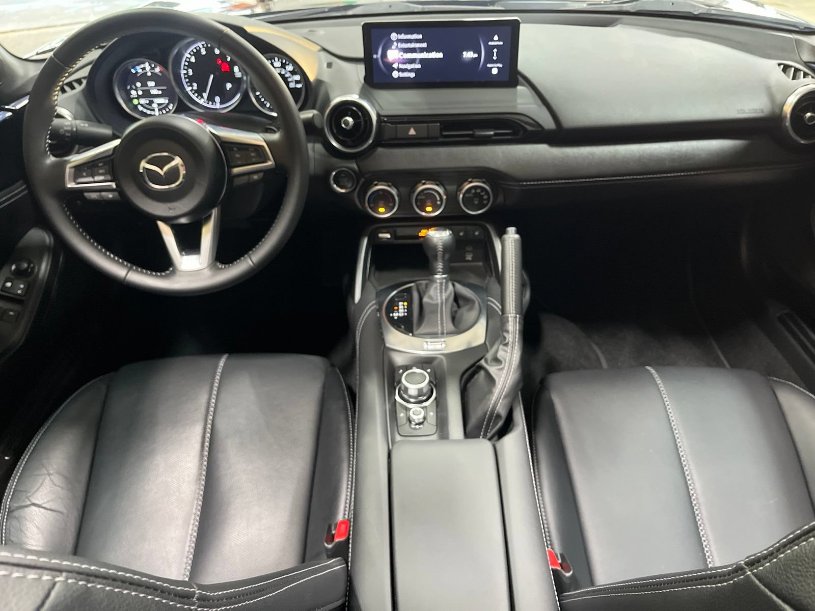 Certified 2025 MAZDA MX-5 Miata RF Grand Touring RWD image 17