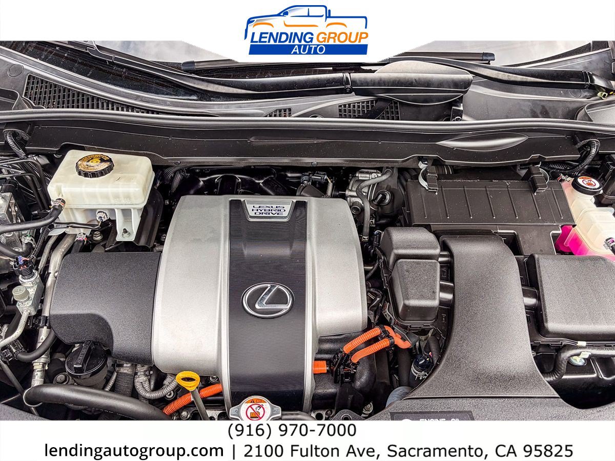 Used 2018 Lexus RX 450hL Premium w/ Premium Package AWD/4WD image 28