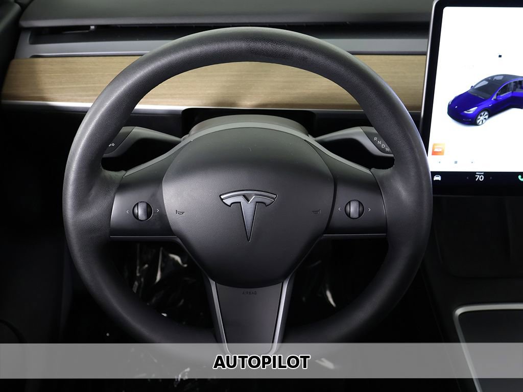 Used 2021 Tesla Model Y Long Range AWD/4WD image 3