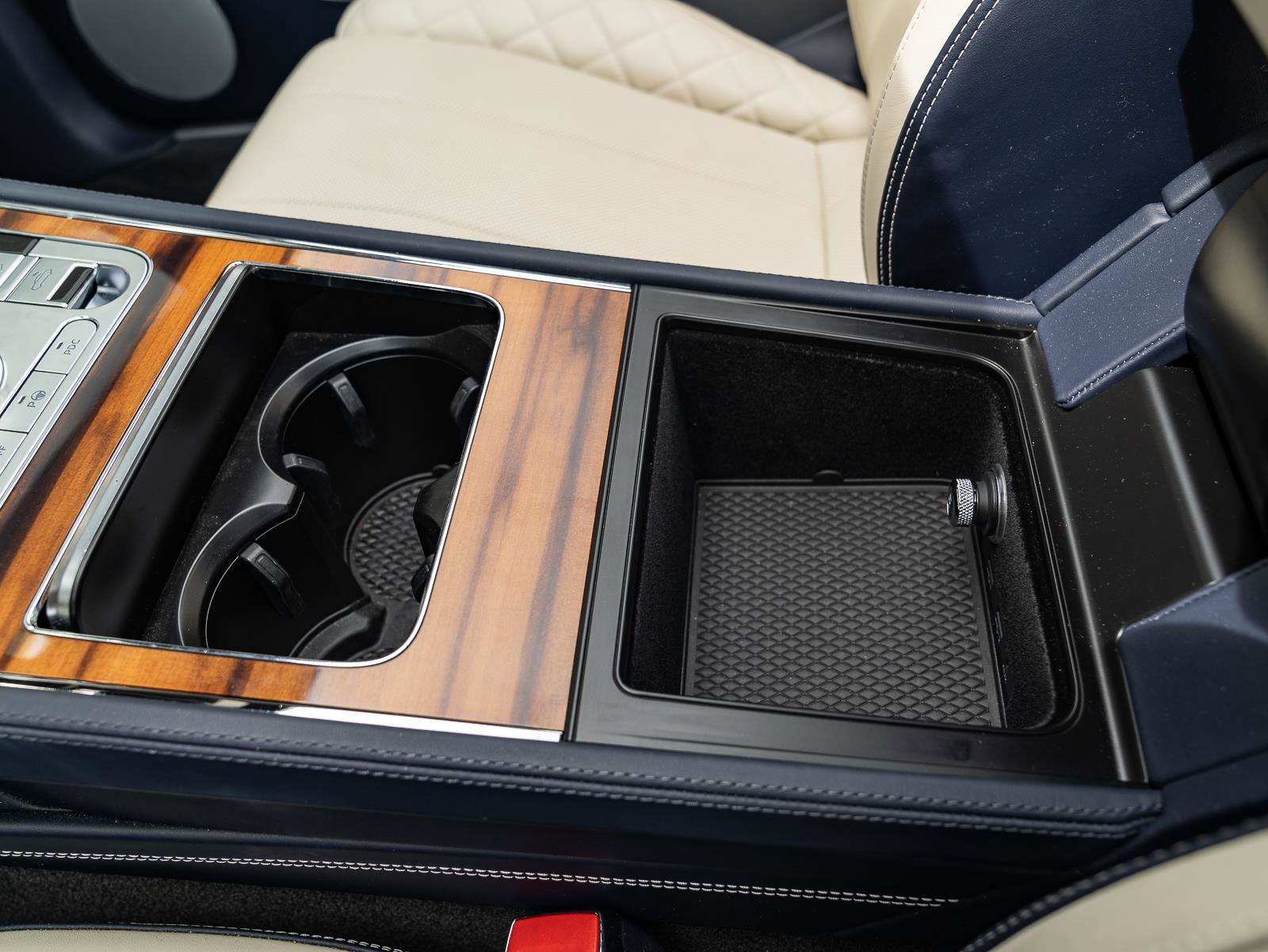 Used 2021 Bentley Continental GT V8 image 46