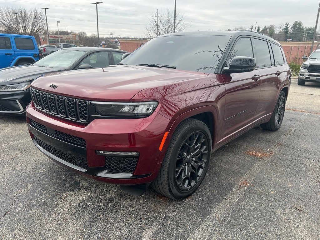 Used 2025 Jeep Grand Cherokee L Summit image 1