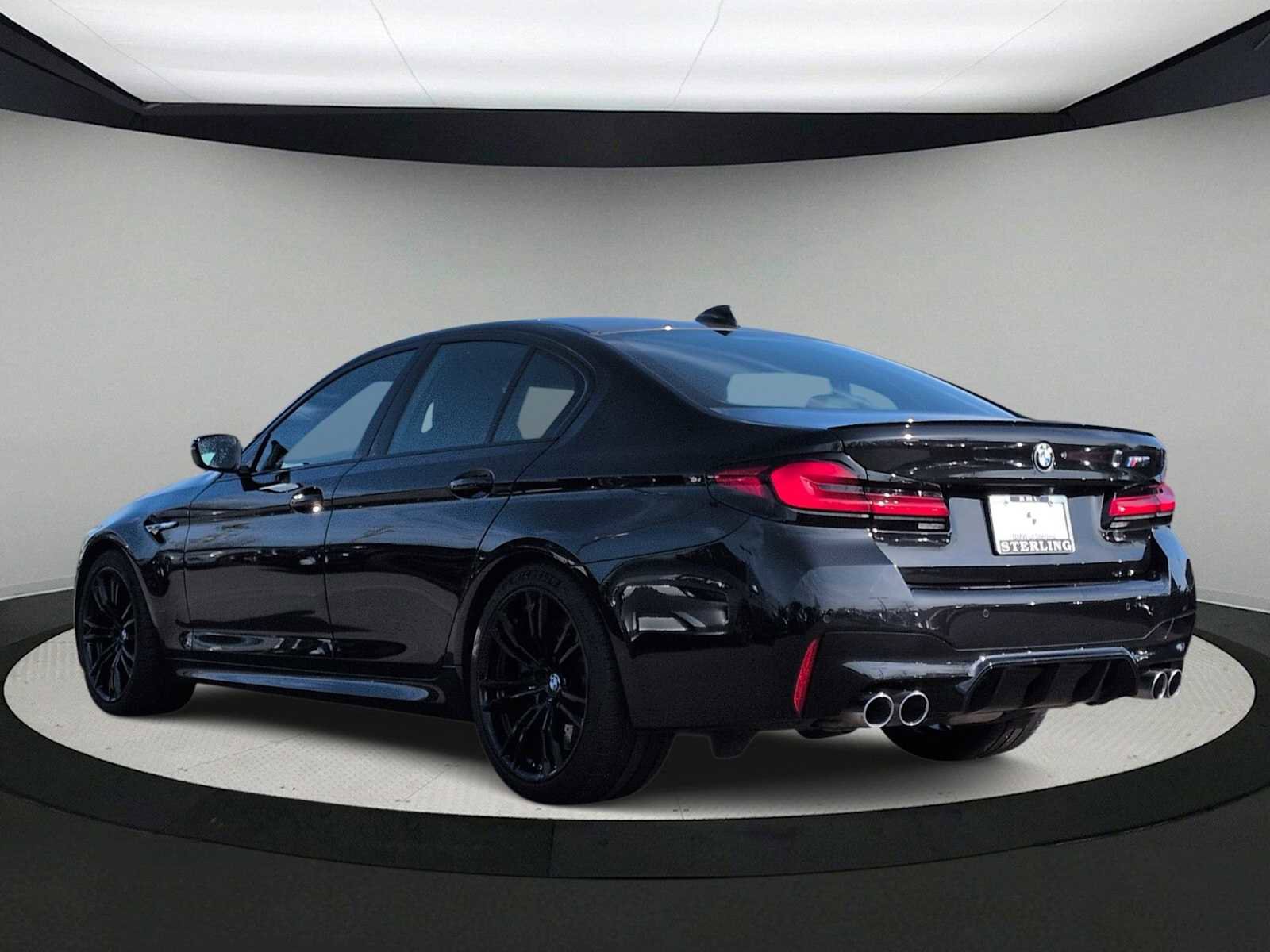 Used 2023 BMW M5 w/ Executive Package image 6