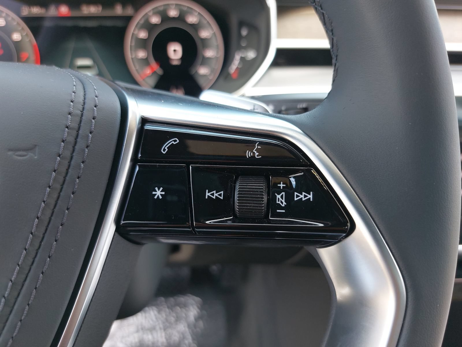 New 2026 Audi A8 L 3.0T AWD/4WD image 19