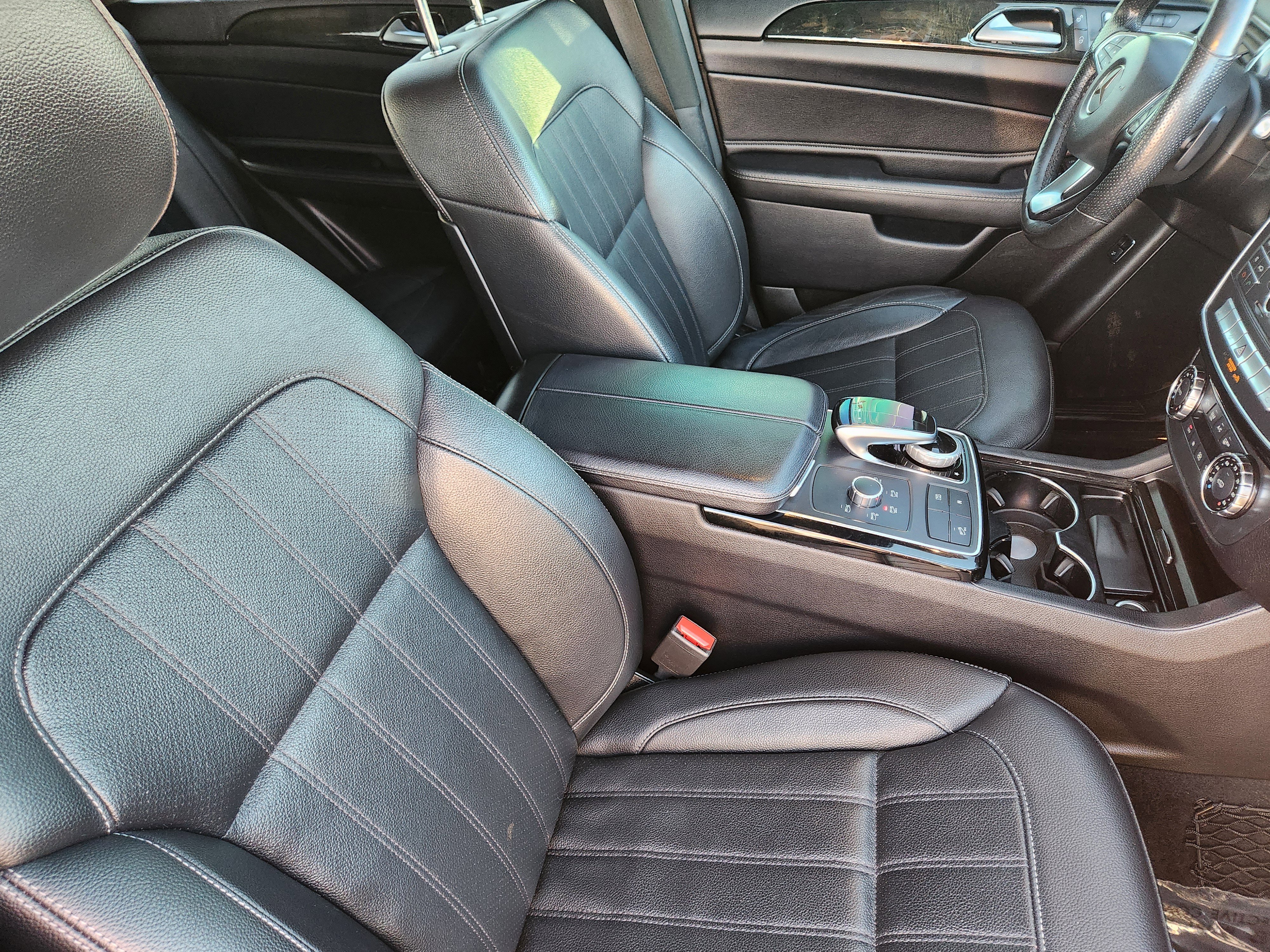 Used 2017 Mercedes-Benz GLE 350 4MATIC image 26