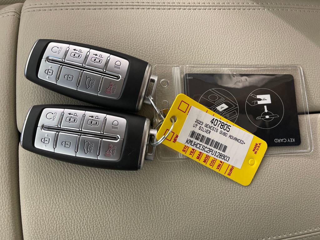 Used 2023 Genesis GV80 3.5T Advanced + image 26