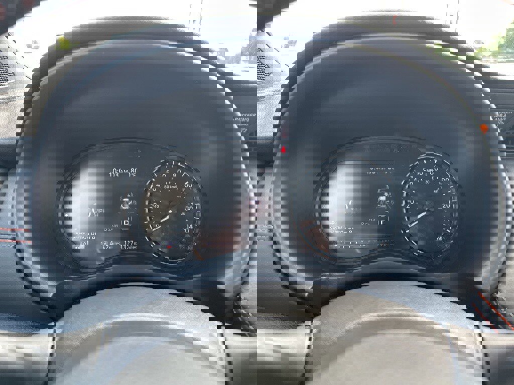 Used 2024 Nissan Kicks SR w/ SR Premium Package image 16