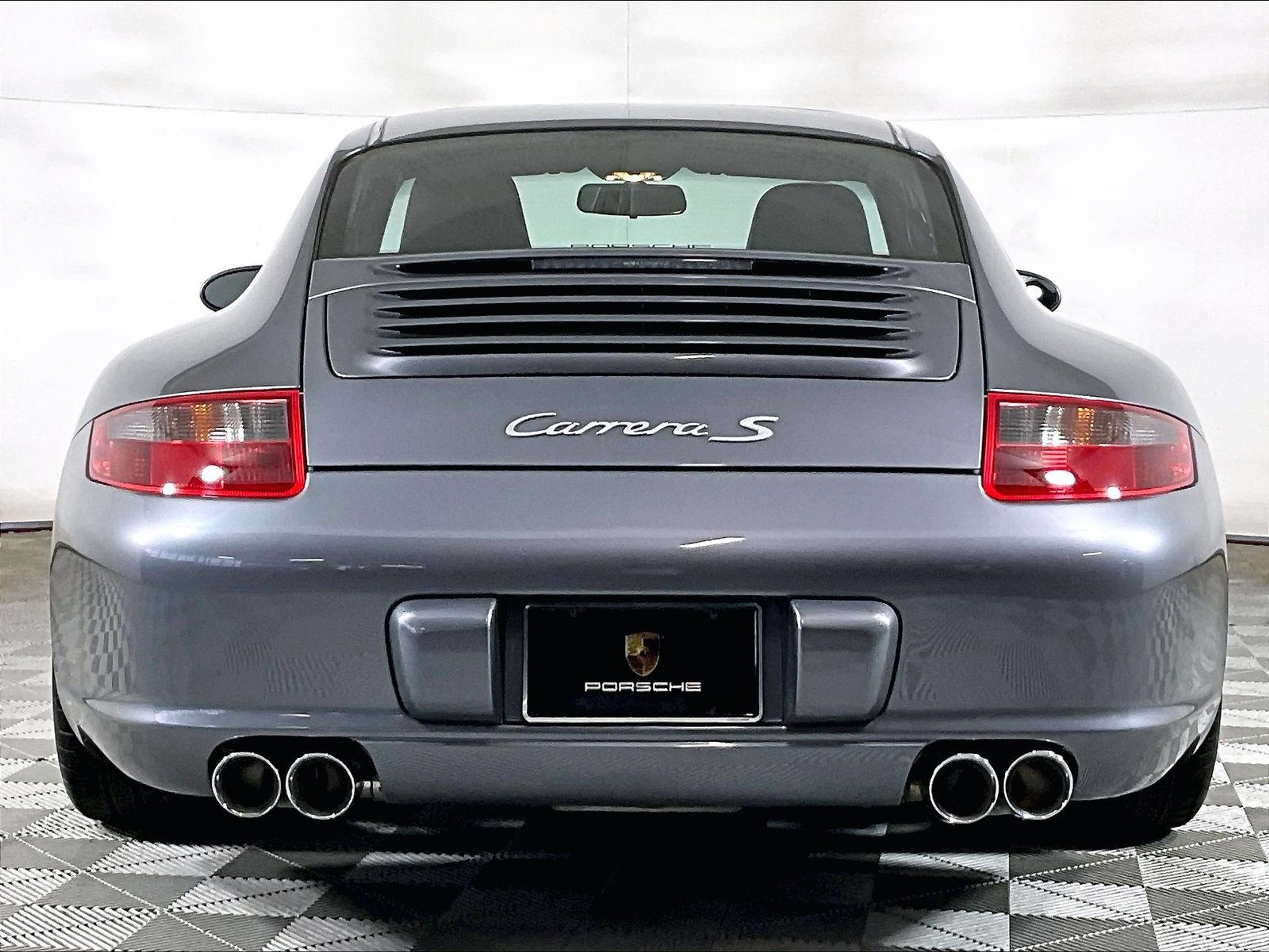 Used 2005 Porsche 911 Carrera S RWD image 10