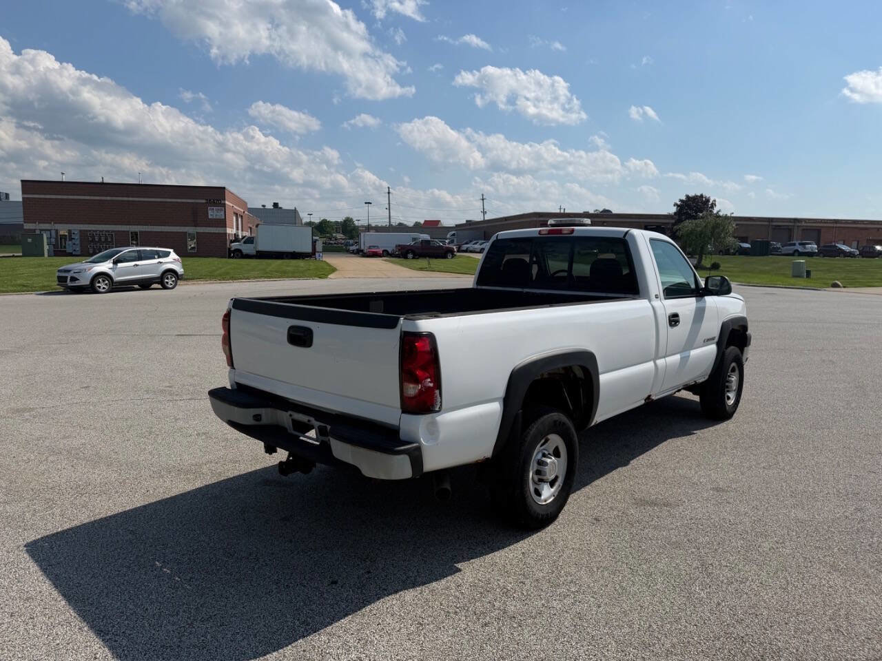 Used 2005 Chevrolet Silverado 2500 W/T RWD image 4