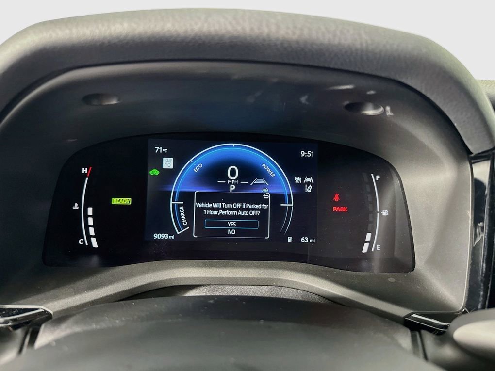 Used 2025 Toyota Camry LE FWD image 16