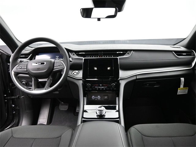 New 2025 Jeep Grand Cherokee Laredo X image 23