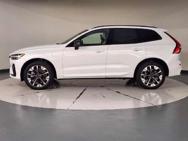 New 2027 Volvo XC60 T8 Plus AWD/4WD image 5