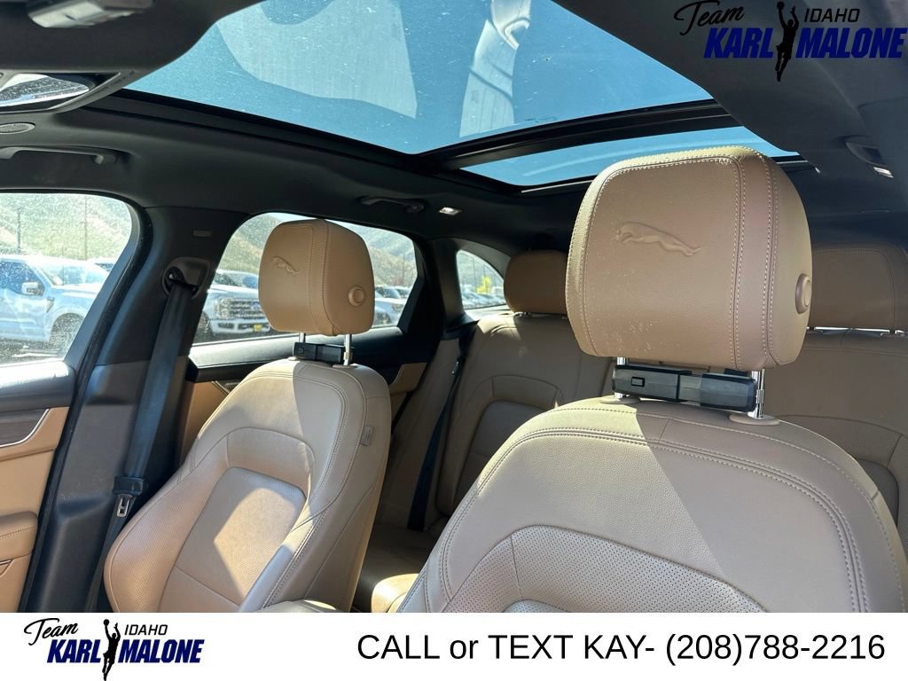 Used 2022 Jaguar F-PACE S AWD/4WD image 28