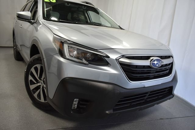 Used 2020 Subaru Outback Premium AWD/4WD image 3