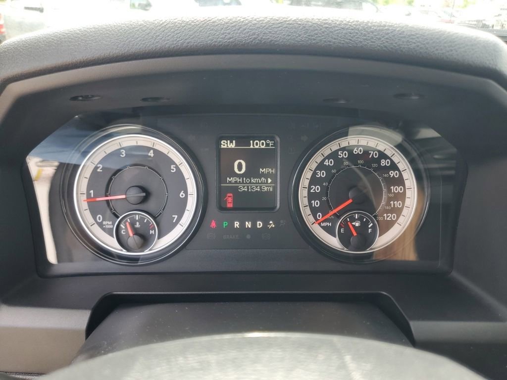 Used 2024 RAM 1500 Classic SLT AWD/4WD image 16