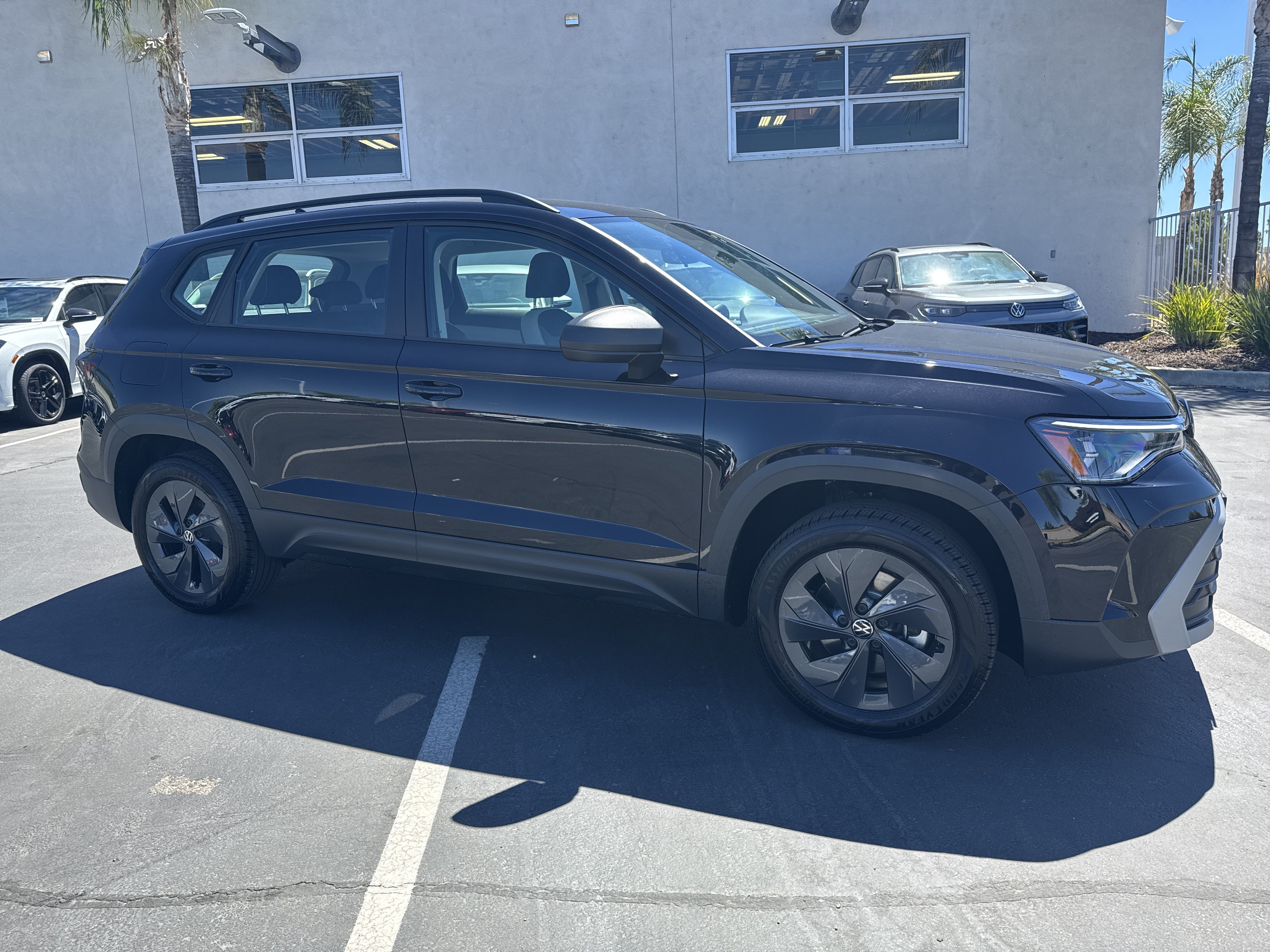 Used 2026 Volkswagen Taos S FWD image 2