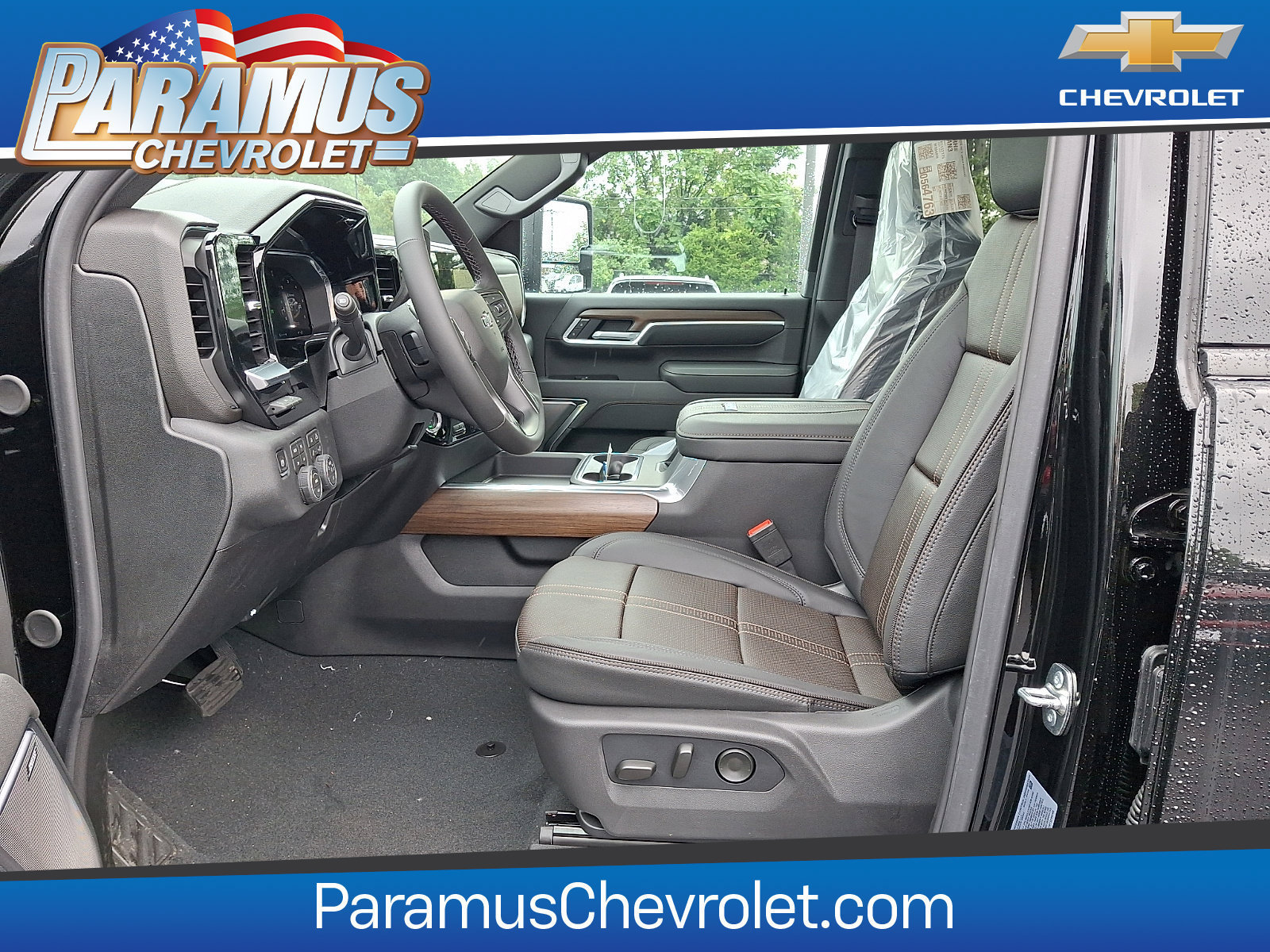 New 2026 Chevrolet Silverado 2500 High Country w/ High Country Premium Package AWD/4WD image 9
