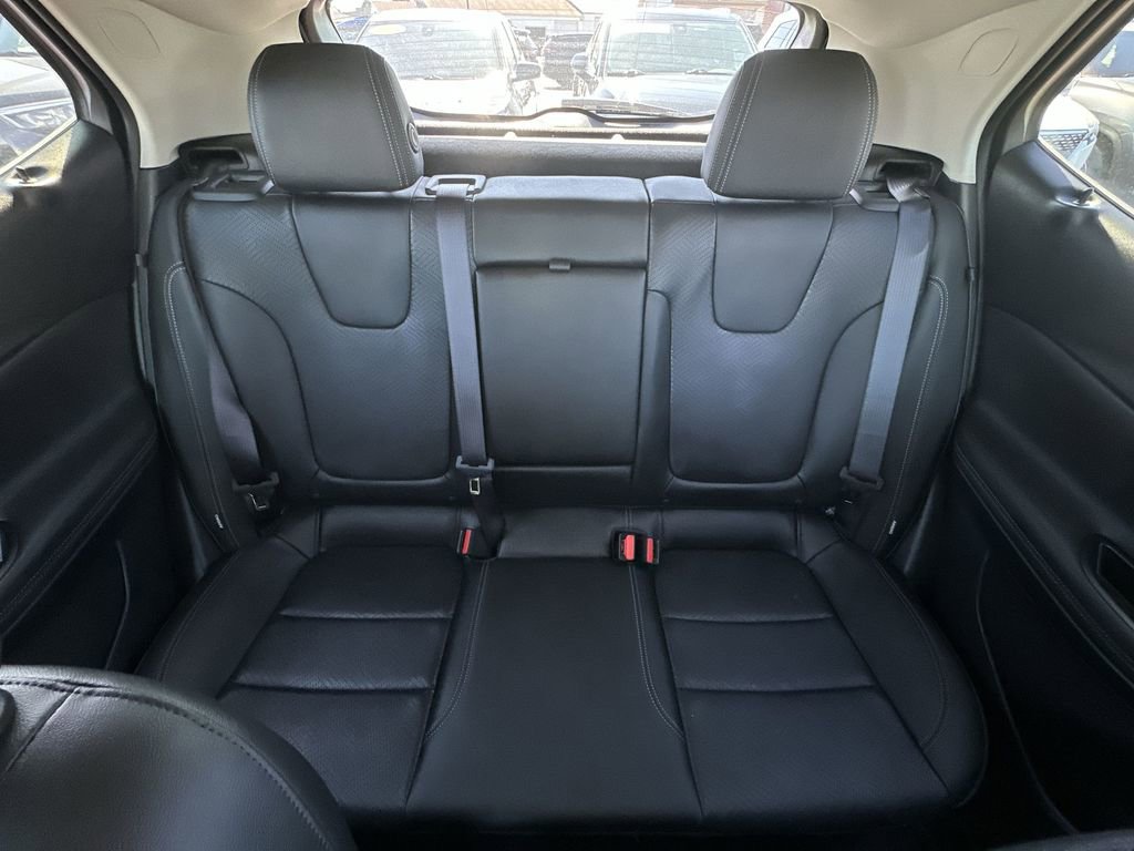 Used 2023 Buick Encore GX Essence w/ Advanced Technology Package image 22